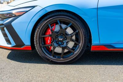 Hyundai Elantra N TCR: Yarış Otomobili ve TCR Edition Farkı - fotoğraf 6