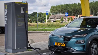 Hyundai Kona İncelemesi: Motor Seçenekleri ve Elektrikli Menzil - fotoğraf 11
