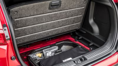 Hyundai Kona İncelemesi: Motor Seçenekleri ve Elektrikli Menzil - fotoğraf 15