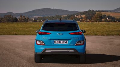 Hyundai Kona İncelemesi: Motor Seçenekleri ve Elektrikli Menzil - fotoğraf 21