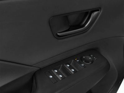 Hyundai Kona İncelemesi: Motor Seçenekleri ve Elektrikli Menzil - fotoğraf 49