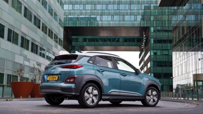 Hyundai Kona İncelemesi: Motor Seçenekleri ve Elektrikli Menzil - fotoğraf 7