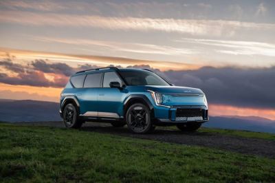 Kia EV9 İncelemesi: 563 km WLTP Menzil, 800V Şarj ve 6/7 Koltuklu SUV - fotoğraf 18