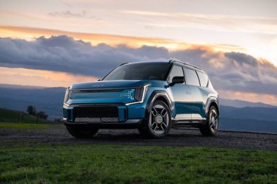 Kia EV9 İncelemesi: 563 km WLTP Menzil, 800V Şarj ve 6/7 Koltuklu SUV - fotoğraf 19