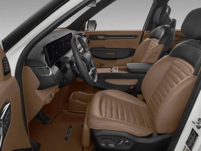 Kia EV9 İncelemesi: 563 km WLTP Menzil, 800V Şarj ve 6/7 Koltuklu SUV - fotoğraf 28
