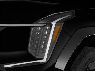 Kia EV9 İncelemesi: 563 km WLTP Menzil, 800V Şarj ve 6/7 Koltuklu SUV - fotoğraf 58