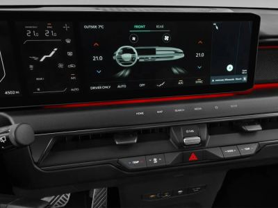 Kia EV9 İncelemesi: 563 km WLTP Menzil, 800V Şarj ve 6/7 Koltuklu SUV - fotoğraf 73