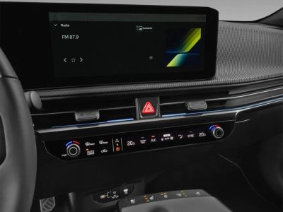 Kia EV6 İncelemesi: 428 km WLTP Menzil, 800V Şarj ve Türkiye Donanımı - fotoğraf 45