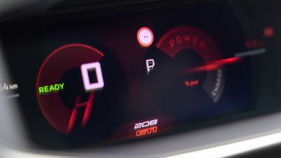 Yeni Peugeot E-208 GTi Türkiye'ye Ne Zaman Gelecek? Menzil ve Güç - fotoğraf 16