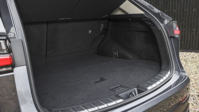 2027 Lexus NX Türkiye'ye Ne Zaman Gelecek? 100 km Menzil - fotoğraf 14