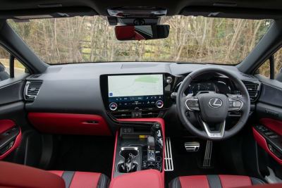 2027 Lexus NX Türkiye'ye Ne Zaman Gelecek? 100 km Menzil - fotoğraf 16