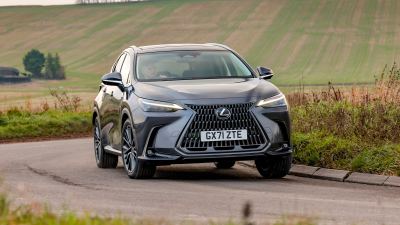 2027 Lexus NX Türkiye'ye Ne Zaman Gelecek? 100 km Menzil - fotoğraf 4