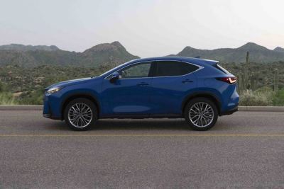 2027 Lexus NX Türkiye'ye Ne Zaman Gelecek? 100 km Menzil - fotoğraf 48