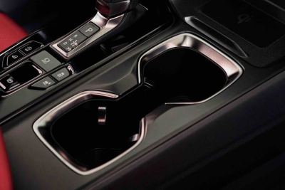 2027 Lexus NX Türkiye'ye Ne Zaman Gelecek? 100 km Menzil - fotoğraf 76