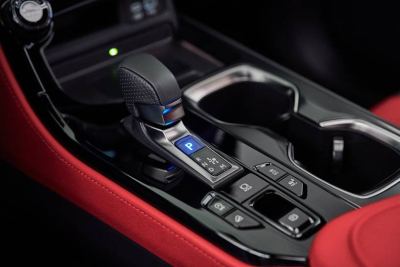 2027 Lexus NX Türkiye'ye Ne Zaman Gelecek? 100 km Menzil - fotoğraf 85