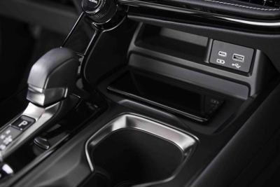 2027 Lexus NX Türkiye'ye Ne Zaman Gelecek? 100 km Menzil - fotoğraf 92