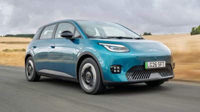 Aion UT İncelemesi: Elektrikli Hatchback'in Menzili ve Motoru - fotoğraf 3