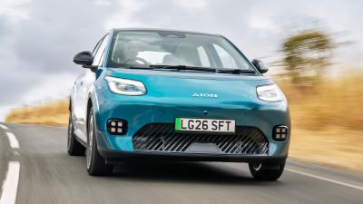 Aion UT İncelemesi: Elektrikli Hatchback'in Menzili ve Motoru - fotoğraf 6