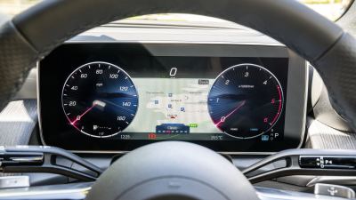 Mercedes GLC Coupe İncelemesi: Özellikleri, Motoru ve Türkiye Durumu - fotoğraf 10
