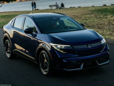 2027 Mitsubishi Eclipse Sportback: Nissan Leaf Tabanlı EV - fotoğraf 1