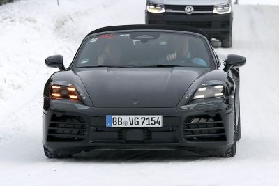 Porsche 718 Boxster EV: İlk Sürüşte Neler Değişti? - fotoğraf 2