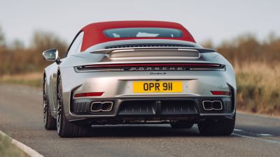 Porsche 911 Turbo S Cabriolet: 711 PS Hibrit Performansı - fotoğraf 2