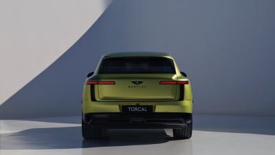 Bentley Torcal S: 888 PS, 600 km WLTP ve Hızlı Şarj - fotoğraf 14