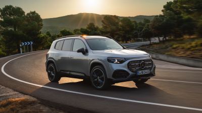 Mercedes-Benz GLB 250: 527 km WLTP ve 272 PS Motor - fotoğraf 3