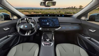BMW iX4 2027: 828 km Menzil ve Neue Klasse Teknolojisi - fotoğraf 13