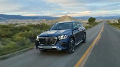 Yeni Mercedes-Benz GLS 2027: Yeni V8 ve 7 Koltuklu SUV - fotoğraf 1