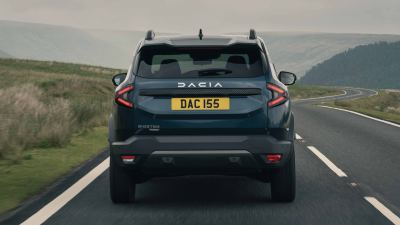 Dacia Bigster İncelemesi: Hibrit Motor ve 677 Litre Bagaj - fotoğraf 4