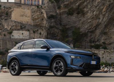 Lancia Gamma 2027 İncelemesi: Türkiye’ye Gelecek mi? - fotoğraf 3