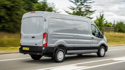 Ford E-Transit Cargo Van Elektrikli mi? - fotoğraf 2