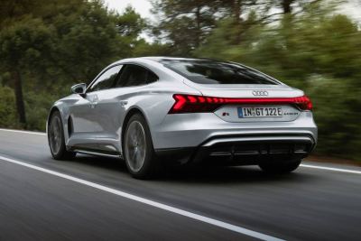2026 Audi S e-tron GT İncelemesi: Güç ve Menzil - fotoğraf 13