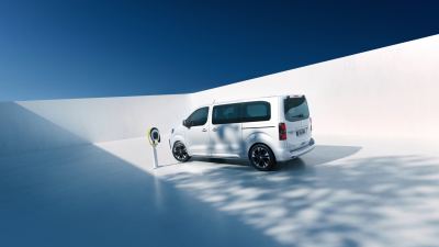 2026 Opel Zafira Elektrikli Kimlere Uygun? - fotoğraf 2