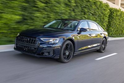 2025 Audi A8 Benzinli Alınır mı? - fotoğraf 2