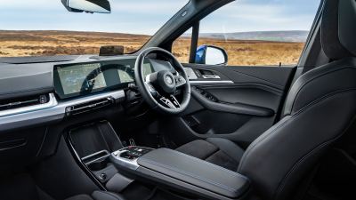 2026 BMW 2 Serisi Active Tourer Benzinli: Mantıklı mı? - fotoğraf 9