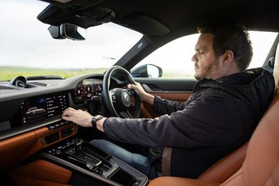 2026 Porsche 911 Turbo S Hibrit: Performansı Ve Maliyeti Nasıl? - fotoğraf 13