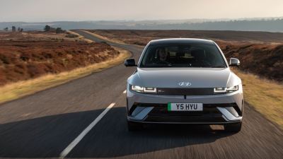 2026 Hyundai IONIQ V Elektrikli Aile Kullanımında Neler Sunuyor? - fotoğraf 27