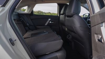 Citroën C4 X fotoğraf 6