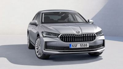 Skoda Superb fotoğraf 7