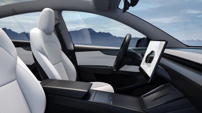 Tesla Model Y fotoğraf 6