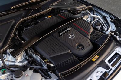 Mercedes-Benz E Serisi fotoğraf 6