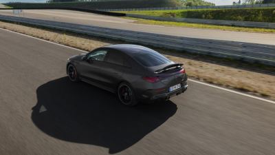 Mercedes-Benz CLA fotoğraf 7