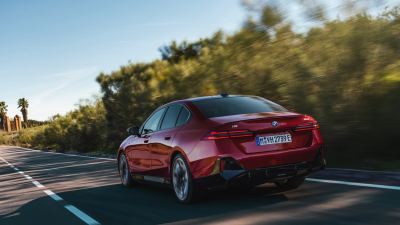 BMW i5 fotoğraf 7