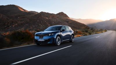 BMW iX3 fotoğraf 8