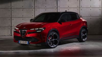 Alfa Romeo Junior fotoğraf 2
