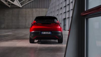 Alfa Romeo Junior fotoğraf 5