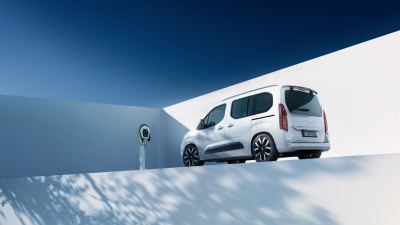 Opel Combo fotoğraf 3