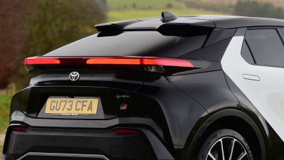 Toyota C-HR fotoğraf 6